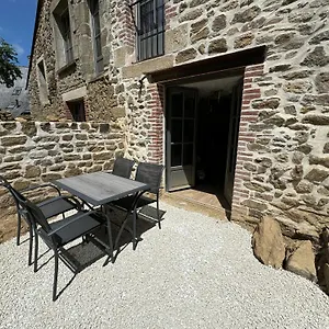Impasse Des Mysteres - La Maison Des Sorciers Lehon/dinan Dinan